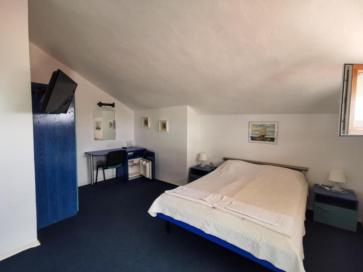 Kavaler Hotel سوزوبول المظهر الخارجي الصورة